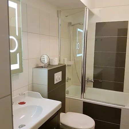 Marktterrassen Pensión Hennef (Sieg)