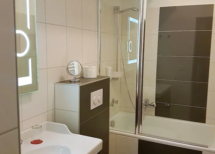 Marktterrassen Pensión Hennef (Sieg)